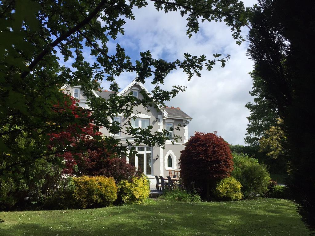 Llwyn Country House Llanelli Bagian luar foto