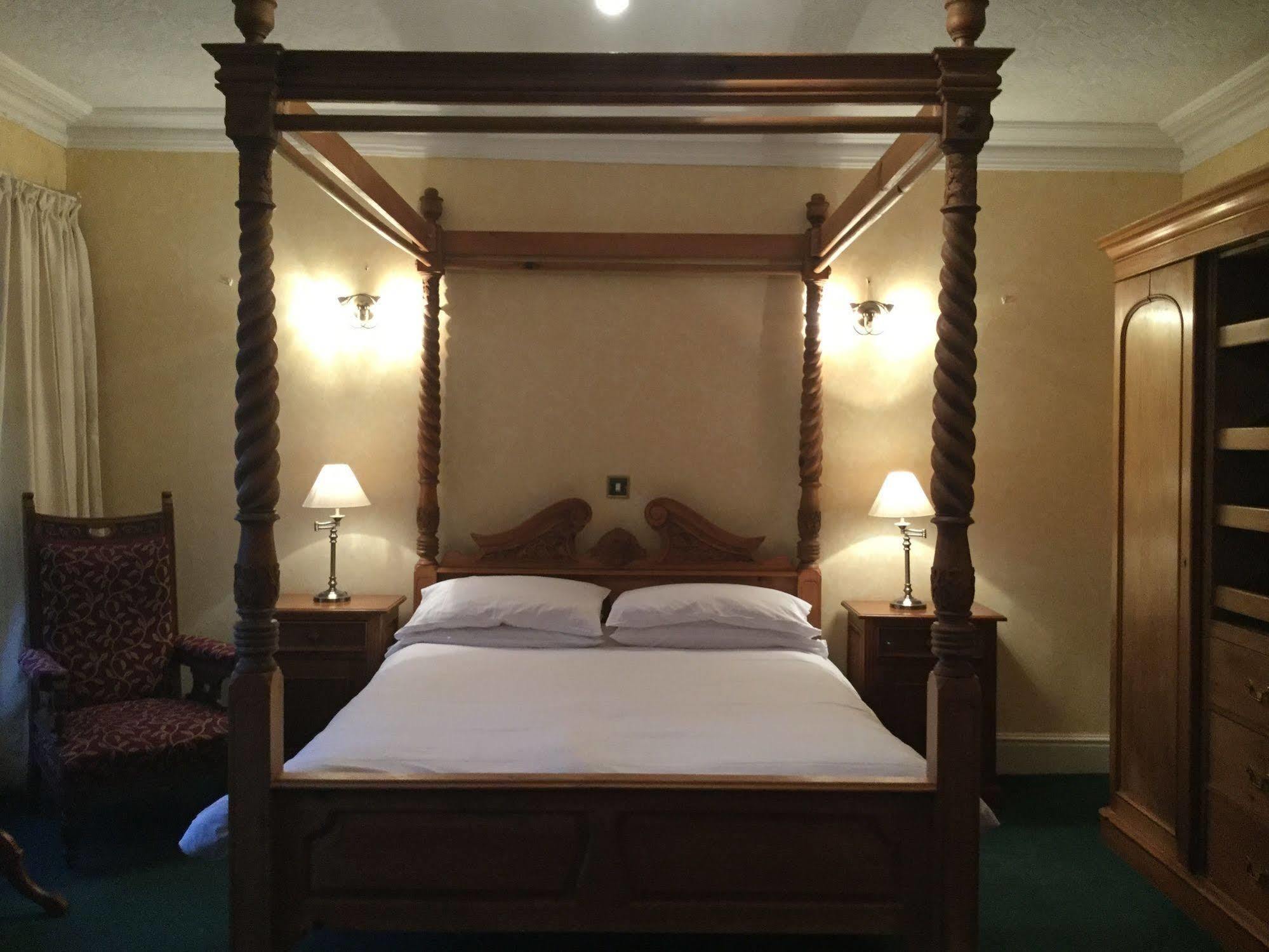 Llwyn Country House Llanelli Bagian luar foto